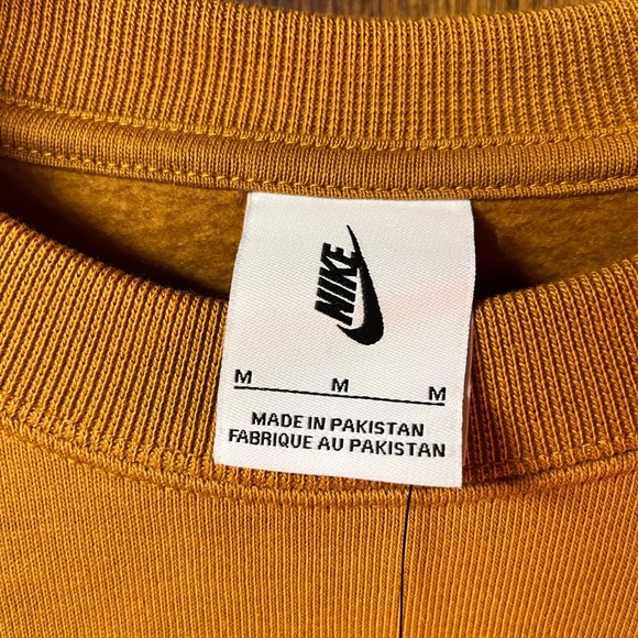 Nike Crew Neck Sweatshirt Size Men’s Medium Loose Fit NWT - Picture 5 of 7